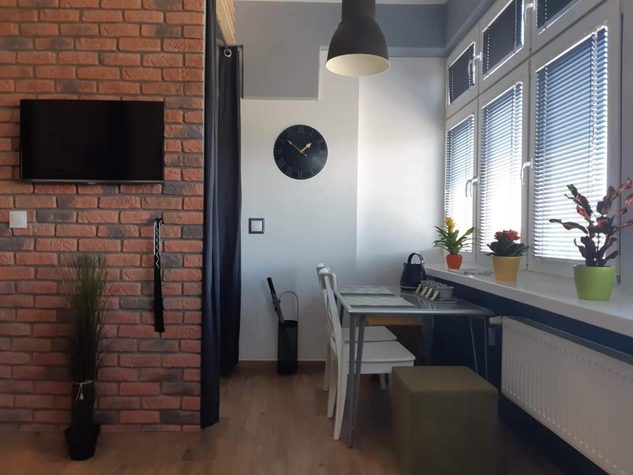 Hostel W5 Poznan Exterior photo